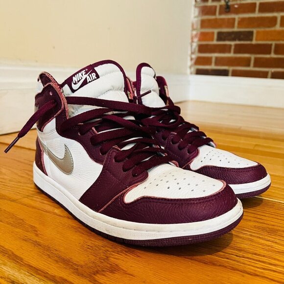 Size 8.5 - Jordan 1 Retro High OG Bordeaux Clean (555088-611) - Picture 5 of 16